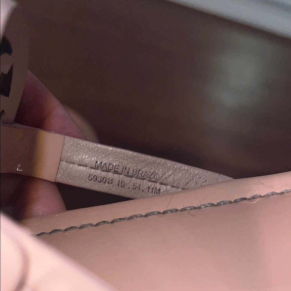 Tory Burch Nude Sandals Classic Leather Design - Picture 3 of 5